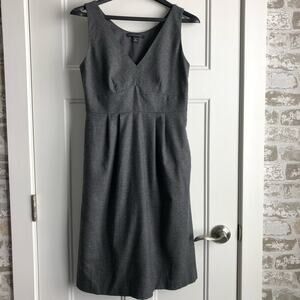 BANANA REPUBLIC wool v-neck sheath dress